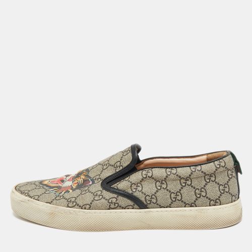 Black/ GG Supreme Canvas Tiger Print Slip On Sneakers Size 43 - Gucci - Modalova