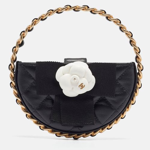 Quilted Leather Mini Round Camellia Clutch - Chanel - Modalova