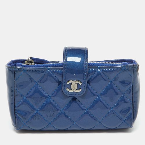 Quilted Patent Leather CC O Phone Pouch - Chanel - Modalova