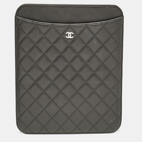 Quilted Leather CC iPad Case - Chanel - Modalova