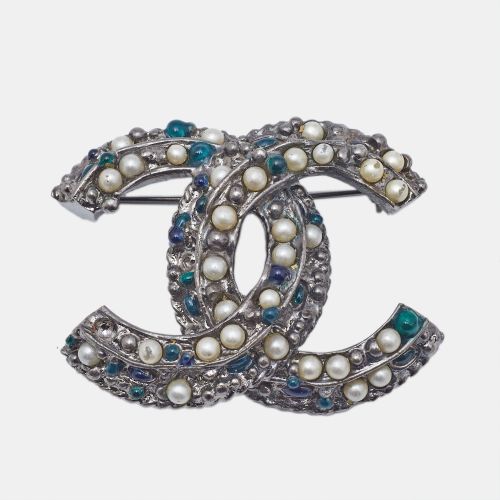 CC Faux Pearl Resin Tone Brooch - Chanel - Modalova