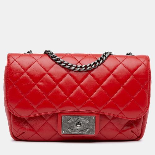 Crinkled Calfskin Chain Flap Bag - Chanel - Modalova