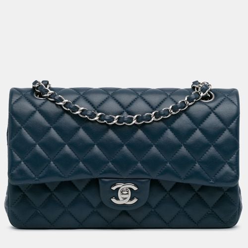 Lambskin Leather Medium Classic Double Flap Bag - Chanel - Modalova