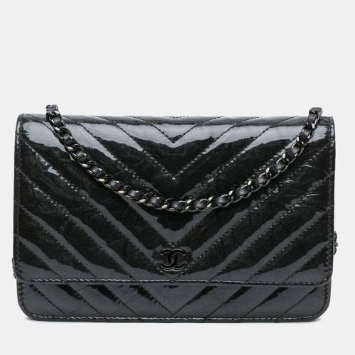 CC Chevron Quilted Crumpled Calfskin Wallet On Chain - Chanel - Modalova