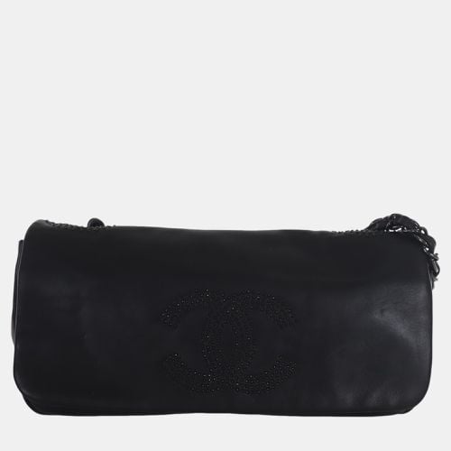 Lambskin Studded CC East West Shoulder Bag - Chanel - Modalova