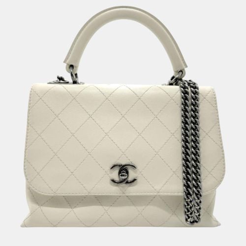 Chanel Ivory Leather Handbag - Chanel - Modalova