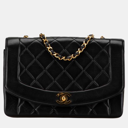 Medium Lambskin Diana Flap Bag - Chanel - Modalova