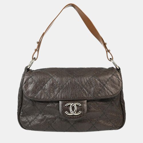 Calfskin On-the-Road Handbag - Chanel - Modalova