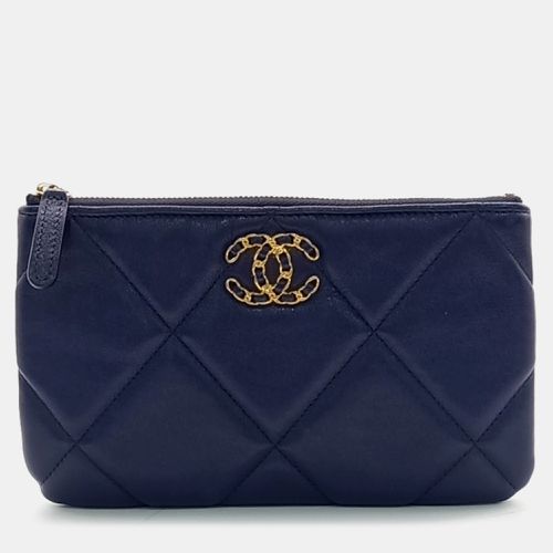 Chanel 19 Pouch Bag - Chanel - Modalova