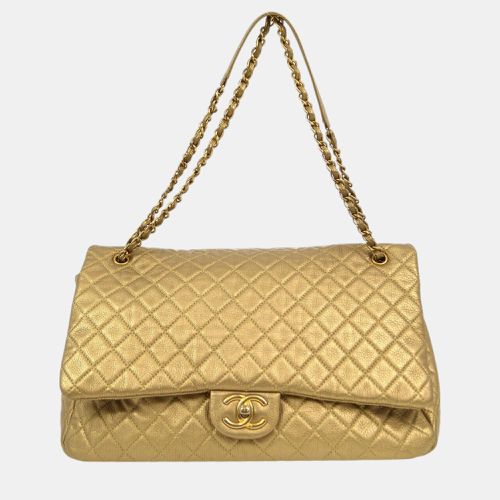 Calfskin XXL Single Flap Shoulder Bag - Chanel - Modalova