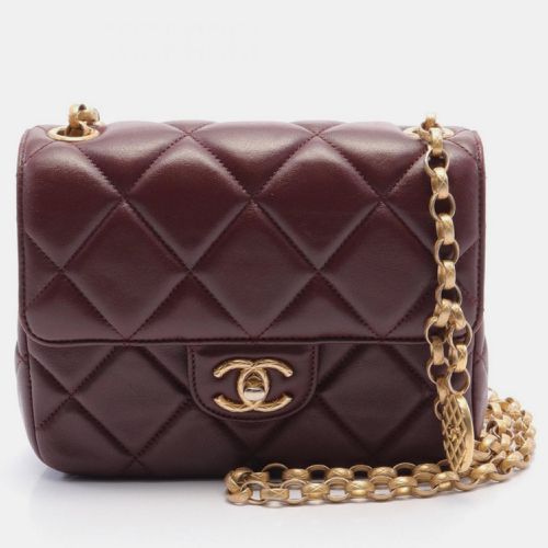 Leather Bordeaux Matelasse 20 Shoulder Bag - Chanel - Modalova