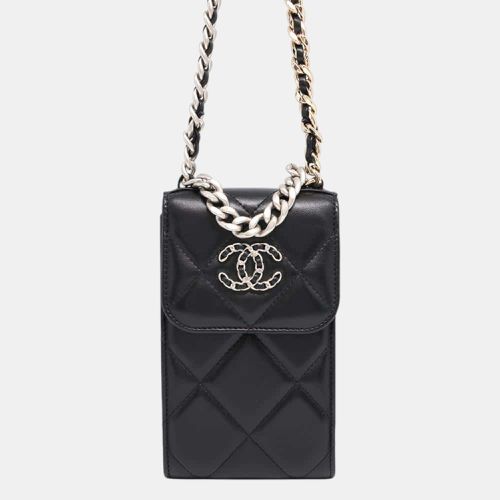 Lambskin 19 Phone Case Chain Shoulder bag - Chanel - Modalova