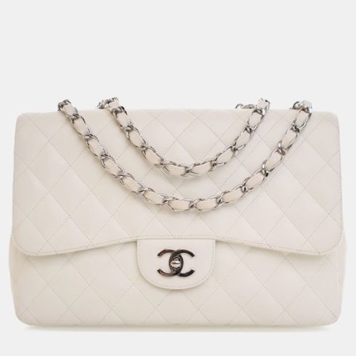 Caviar Leather Jumbo Classic Caviar Single Flap Bag - Chanel - Modalova