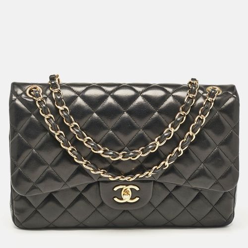 Quilted Leather Jumbo Classic Double Flap Bag - Chanel - Modalova