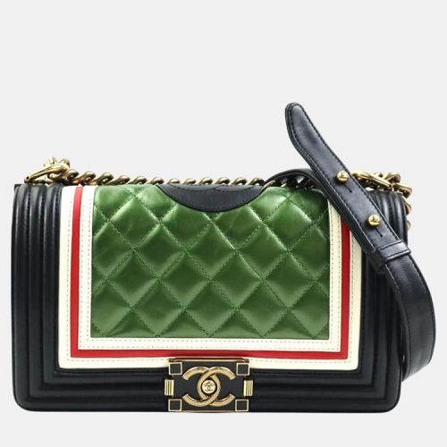 Leather Green X White Red Gold Boy Shoulder Bag - Chanel - Modalova