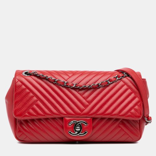 Medium Lambskin CC Crossing Flap - Chanel - Modalova