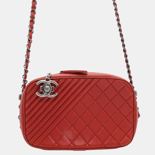 Red Lambskin Quilted Leather Camera Bag - Chanel - Modalova