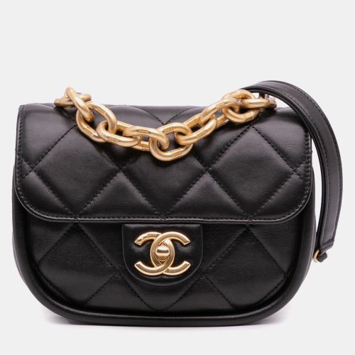 Mini CC Quilted Calfskin Round Moon Messenger Flap Bag - Chanel - Modalova