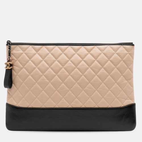 Large Aged Calfskin Gabrielle O Case Clutch - Chanel - Modalova