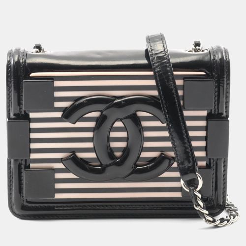 Lego Boy Patent Leather and Plexiglass Shoulder Bag - Chanel - Modalova