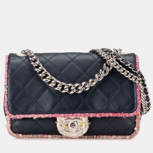 Quilted Lambskin and Tweed Elegant Trim Flap - Chanel - Modalova