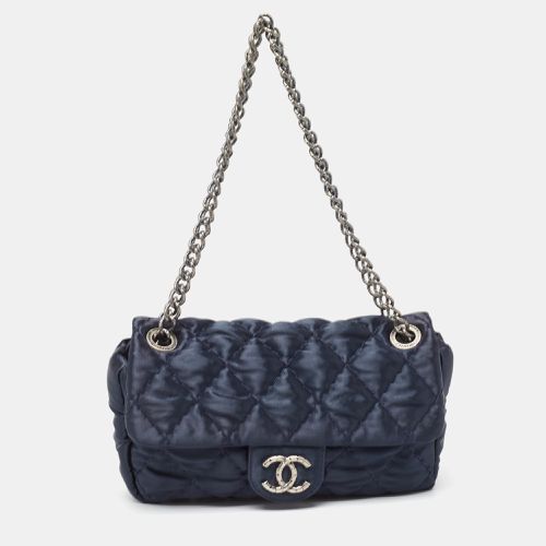 Quilted Satin Medium Classic Single Flap Bag - Chanel - Modalova