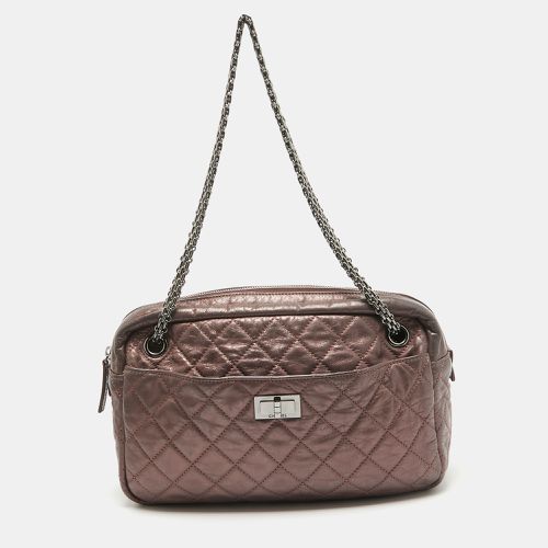 Metallic Quilted Leather Reissue 2.55 Camera Bag - Chanel - Modalova