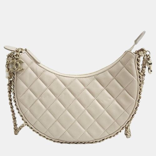 Chanel Beige Leather Small Hobo Bag - Chanel - Modalova