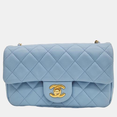 Sky Lambskin Leather Pearl Crush Mini Flap Bag - Chanel - Modalova