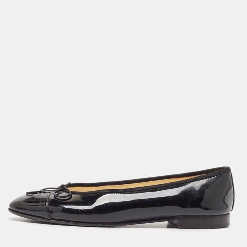 Patent CC Cap Toe Ballet Flats Size 37 - Chanel - Modalova