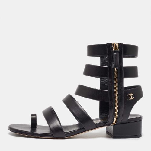 Leather CC Gladiator Flat Sandals Size 39 - Chanel - Modalova