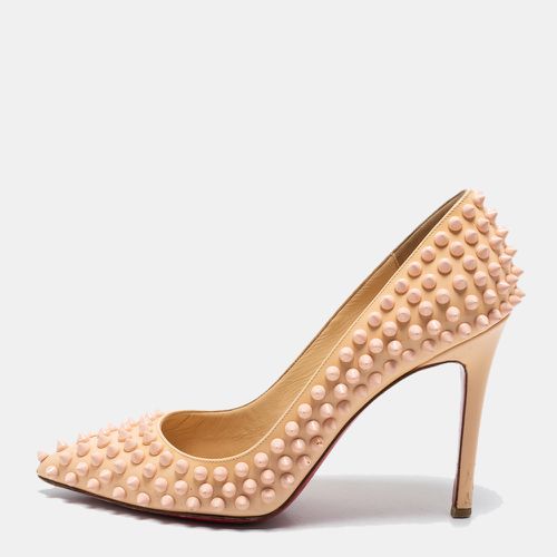 Light Peach Patent Leather Pigalle Spikes Pumps Size 36.5 - Christian Louboutin - Modalova