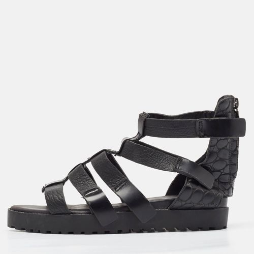 Croc Embossed Leather and Faux Lizard Leather Flat Sandals Size 37 - Alexander Wang - Modalova