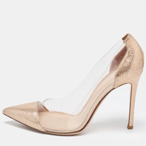 Gold Leather, PVC Plexi Pumps Size 38 - Gianvito Rossi - Modalova