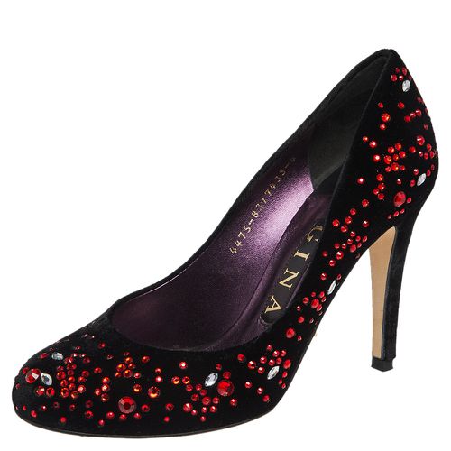 Velvet Embellished Round Toe Pumps Size 37 - Gina - Modalova