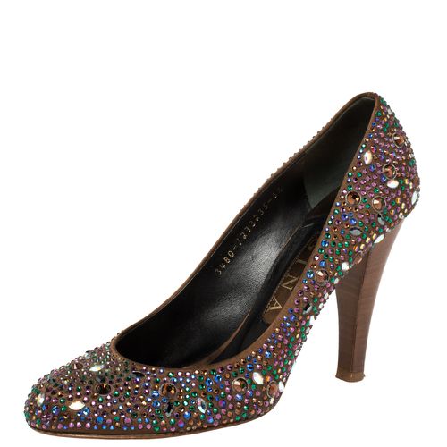 Satin Crystal Embellished Pumps Size 38.5 - Gina - Modalova