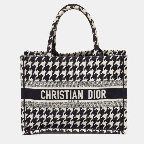 White Embroidered Macro Houndstooth Canvas Medium Book Tote - Dior - Modalova