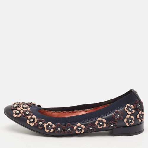 Leather Cut Out Flower Embellished Ballet Flats Size 41 - Dior - Modalova