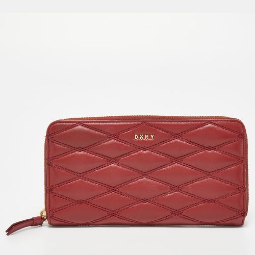 Quilted Leather Zip Around Compact Wallet - Dkny - Modalova