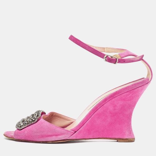 Fuchsia Suede Crystal Embellished Trice Wedge Sandals Size 38.5 - Manolo Blahnik - Modalova