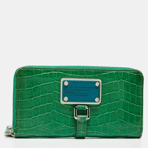 Croc Embossed Patent Leather Zip Around Wallet - Marc by Marc Jacobs - Modalova