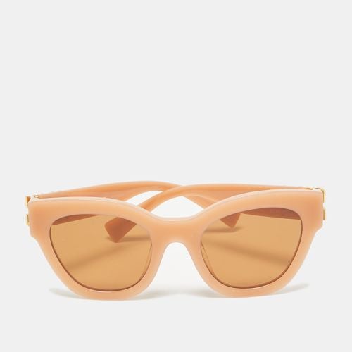 Peach SMU 01Y Logo Cat Eye Sunglasses - Miu Miu - Modalova