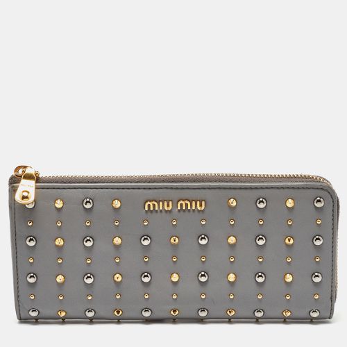 Leather Studded Zip Continental Wallet - Miu Miu - Modalova