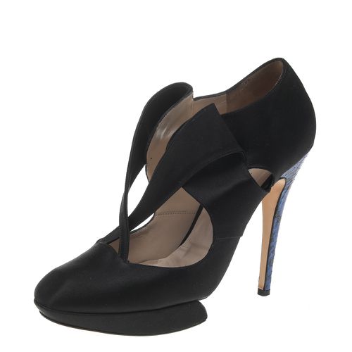 Satin Criss Cross Platform Pumps Size 41 - Nicholas Kirkwood - Modalova