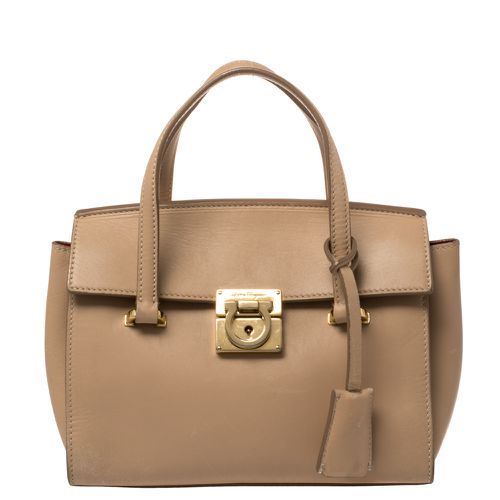 Leather Mara Satchel - Salvatore Ferragamo - Modalova