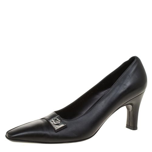 Leather Buckle Detail Pumps Size 35.5 - Salvatore Ferragamo - Modalova