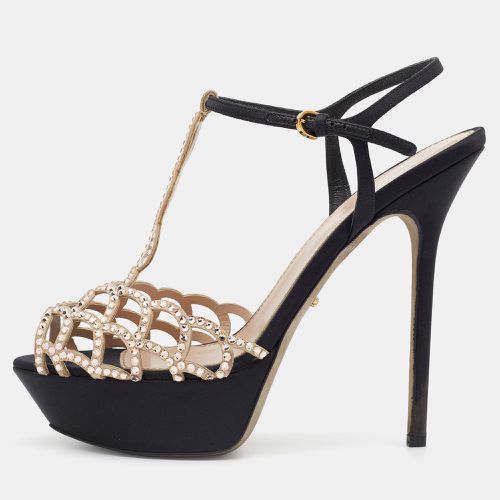 Beige Satin And Suede Crystal Embellished Strappy Scalloped Platform Sandals Size 40 - Sergio Rossi - Modalova