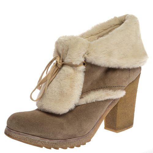 Sports Suede And Fur Shearling Trimmed Ankle Boots Size 40 - Prada - Modalova