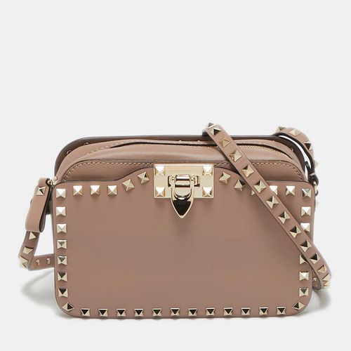 Old Rose Leather Rockstud Crossbody Bag - Valentino - Modalova