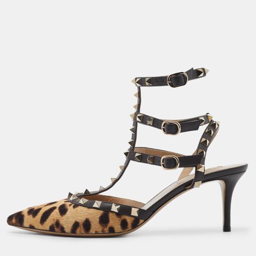 Beige Leopard Print Pony Hair And Leather Rockstud Strappy Pumps Size 40 - Valentino - Modalova